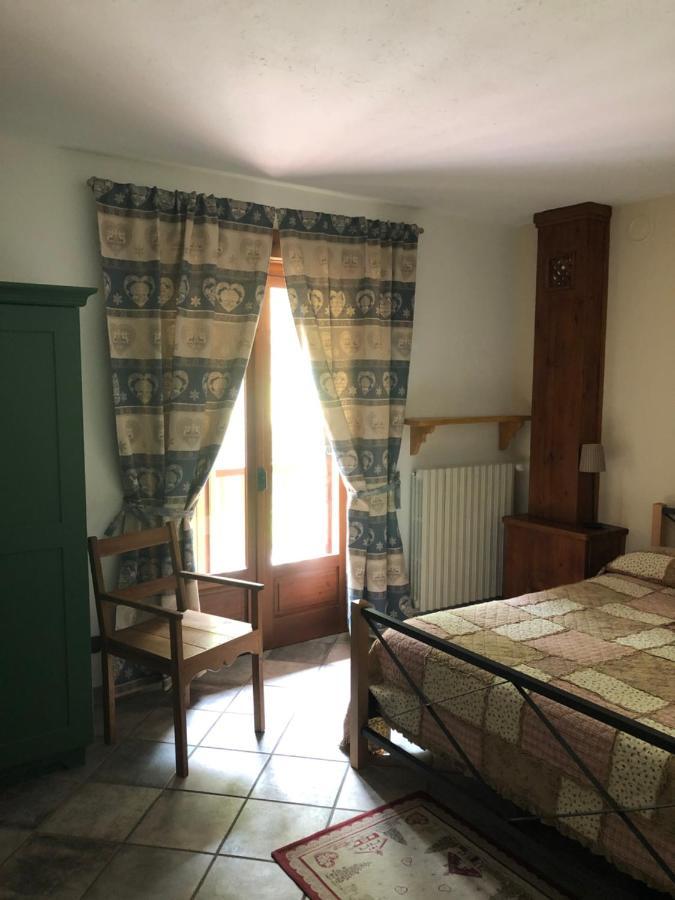Agriturismo Ciambun Sampeire Bagian luar foto